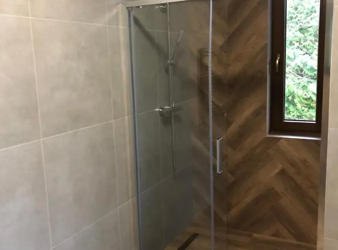 Вилла Nad Jeziorem W Warszawie Варшава