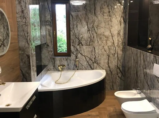 Nad Jeziorem W Warszawie