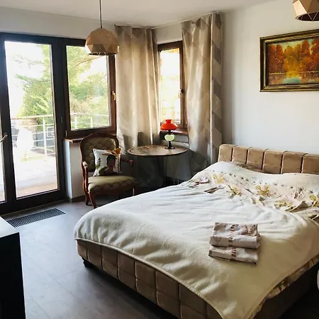 Nad Jeziorem W Warszawie Villa